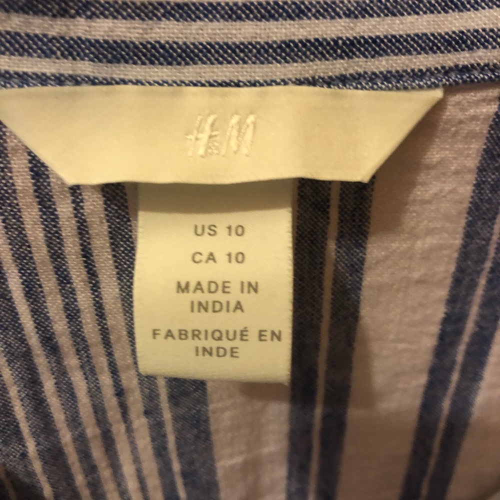 H&M blouse - Picture 3 of 3